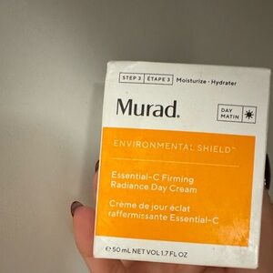 Murad Essential-C Firming Day Cream - Orange and White